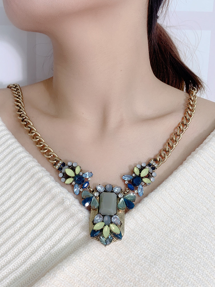 Ethnic Fashion Magazine - Vintage Ethno-Stil Edelstein-Halskette Damen Mode Choker