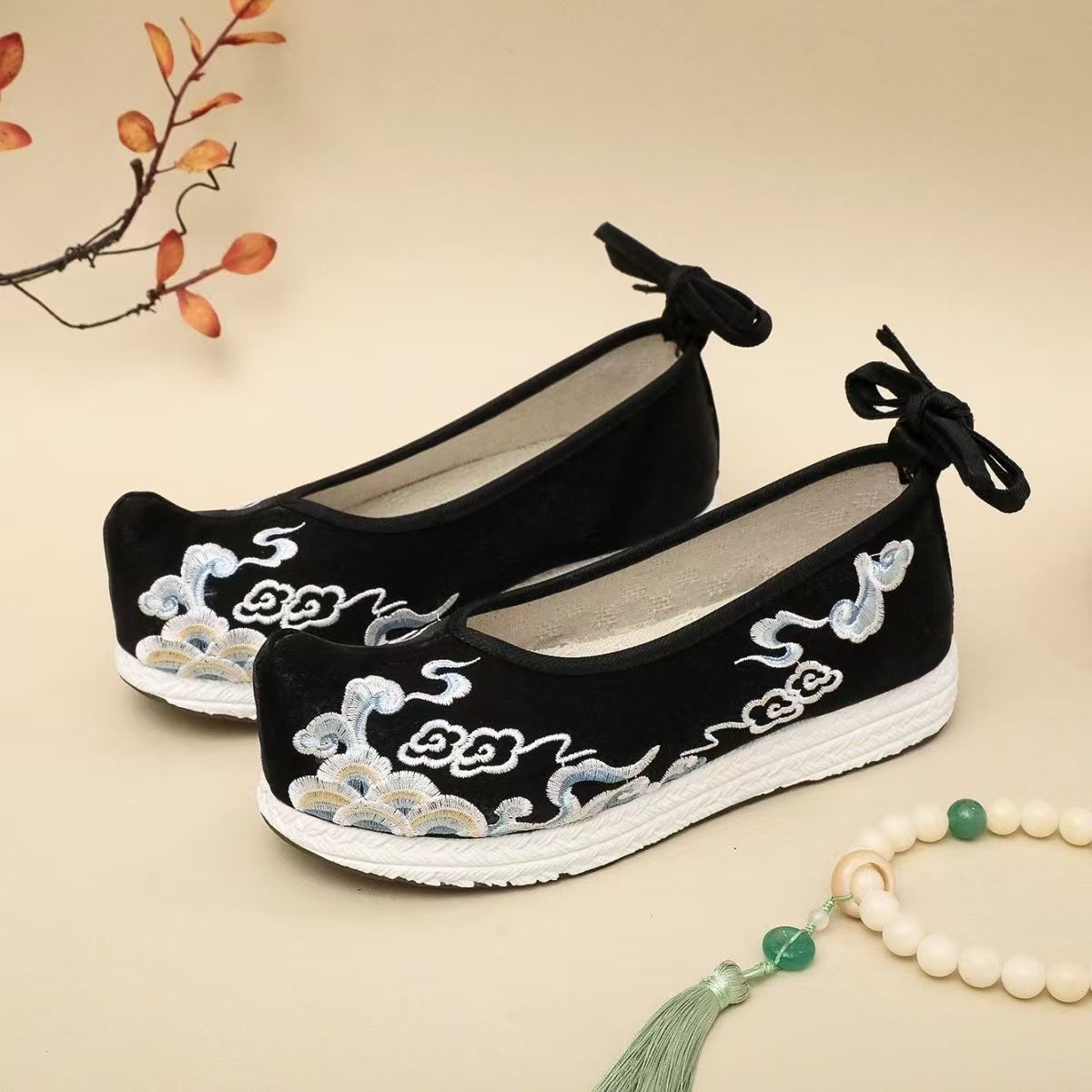 Ethnic Fabric - Frau große Größe bestickte Hanfu-Schuhe flache