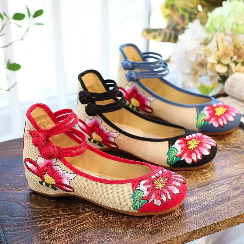 Damen Keilabsatz-Schuhe mit St – Ethnic Fabric Bewertung und Preis